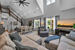 Florence Family Farmhouse Retreat - Image 2