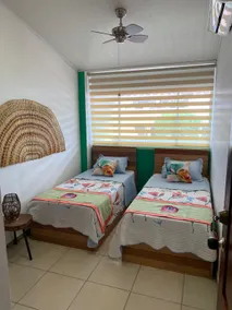 Apartment strategically located close to everything. - Image 4
