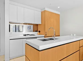 Urban Oasia off Chapel St with GYM, Pool & Parking - Image 5