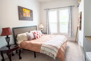 Quaint City Cottage Close To Airport/Downtown/UAB - Image 4
