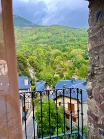 Loft with mountain view and Jacuzzi - Image 2