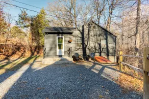 Creekside Cottage | The Fitz House Red Hook NY - Image 2