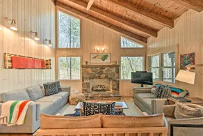 Beautiful Mountain Cabin next to Glen Falls! - Image 2