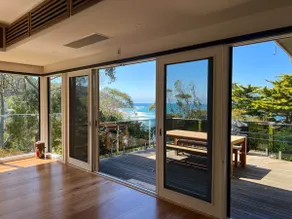 Treehouse - 2 min walk to the beach & ocean views! - Image 2