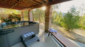 Sandstone Cottage - near Yosemite, Bass Lake - Image 2