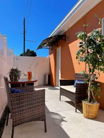 The Citrus Guesthouse in Tampa - Image 4