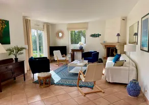 Charming villa – Beaches 5 minutes away – Village within walking distance - Image 3