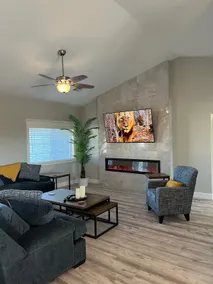 Grand Location Opulent Private 3 bedroom Home - Image 4