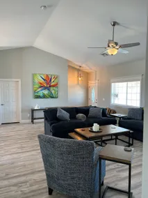 Grand Location Opulent Private 3 bedroom Home - Image 5
