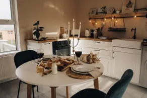 Teach Etta, cottage - Image 2