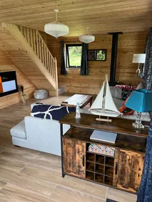 Luxury 3 bedroom, 3 bathroom lodge with hot tub - Image 5