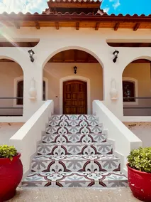 Unique Artist’s Villa on 3,000 m² Private Estate - Image 4