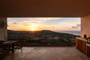 Lighthouse View Apartment - Image 4