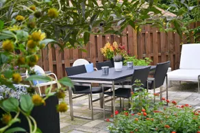 Newly remodeled Highland Square studio apartment - Image 5