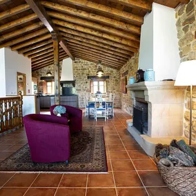 Exclusive country house with private heated pool - Image 4