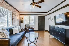Woodward Place to be - Image 4