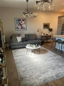 Lovely 1-bedroom apartment with indoor fireplace. - Image 5