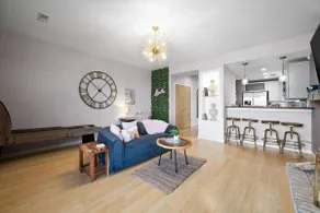 *Memories on Main* - Downtown District -3 BED - Image 3