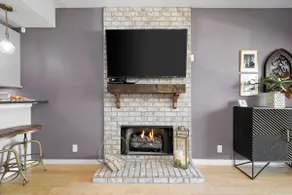 *Memories on Main* - Downtown District -3 BED - Image 2