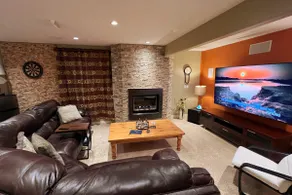 Crystal Green Retreat, 1 King & 1 Queen Suite - Image 2