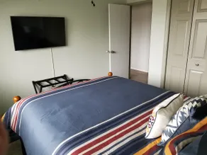 2 Bedroom 1 Bath Duplex with Free Parking 318 - Image 2