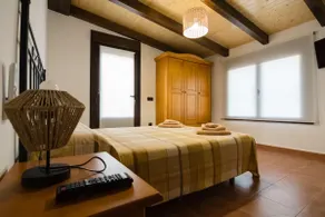 Country house with large leisure areas - Image 5