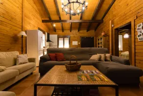 Country house with large leisure areas - Image 4