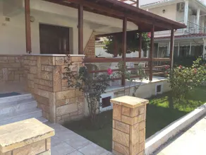 Summer House in Luxury Site Close to the Sea and Kuşadası - Image 4