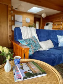 Spring Beach Retreat - Image 2