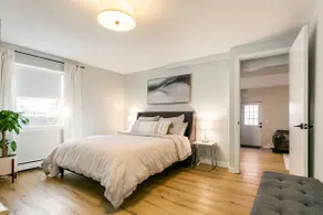 LUXE APT: Steps from Cross County Mall, near NYC - Image 4