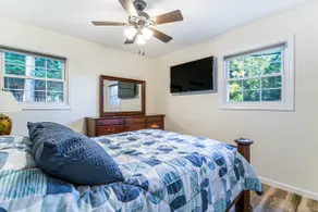 Old Made New-Dog Friendly, 3-Bedroom Lovely Home - Image 4