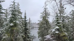 Lakefront Chalet with Hot Tub 1 hr from Ottawa - Image 2