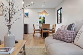 Boho Chic Retreat: Walk to the Beach! - Image 3