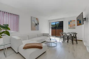 Chic 1-Bedroom Apartment in Ideal Location - Image 3