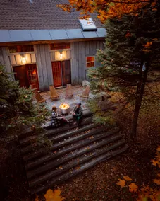 Romantic Ski Cabin in VT, Hot Tub, Fire Pit, Charm - Image 5