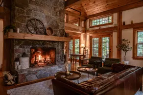 Romantic Ski Cabin in VT, Hot Tub, Fire Pit, Charm - Image 2