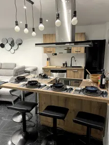 Unique apartment with jacuzzi - Image 5