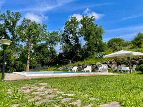 Countryside villa with pool - Image 3