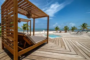 Diamante Beachfront Suites - Image 5