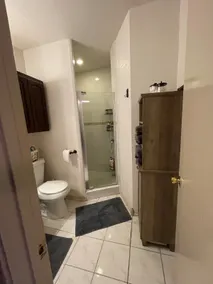 Cozy , Convenient 2 BD Apartment - Image 5