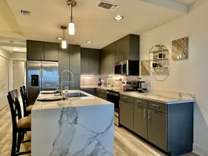 Lavish 1 Bedroom in a high-rise building! - Image 4