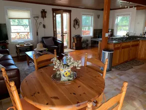 Lovely and cozy, 2 bdrm 1 bath, entire rural house - Image 4