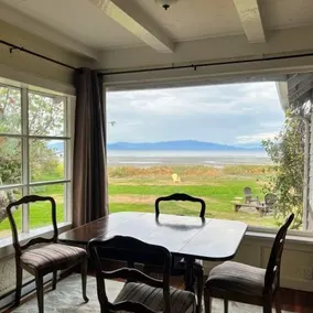 Oceanview Beach House - Image 5