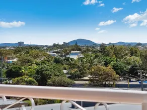 Buddina 3 bedroom OCEAN VIEW Apartment - Image 4