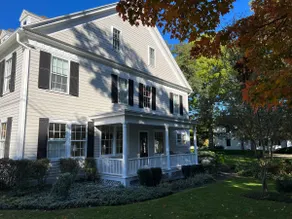 Historical Home in downtown Homer  - Image 2