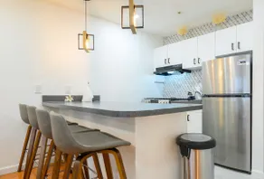 Beautiful and Cozy Apartment! - Image 5