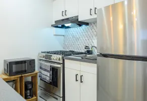 Beautiful and Cozy Apartment! - Image 4
