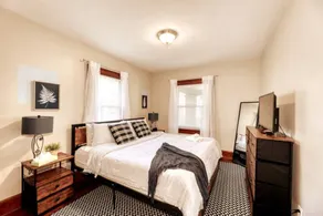 2BR King Bed Grill Firepit near Rose Hulman & ISU - Image 5