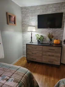 The Cottage on Pleasant Street-Charming 2 Bedroom - Image 3