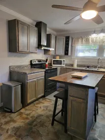 The Cottage on Pleasant Street-Charming 2 Bedroom - Image 5
